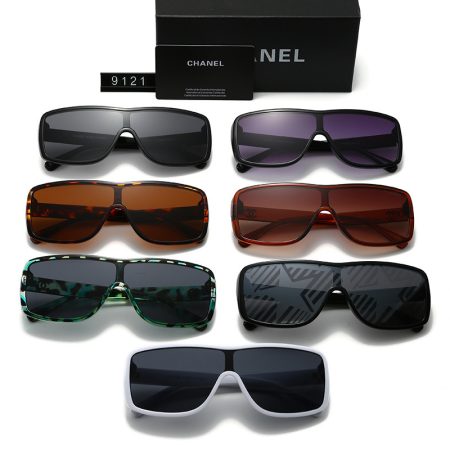 Chanel Fashionable Sunglasses - Image 1
