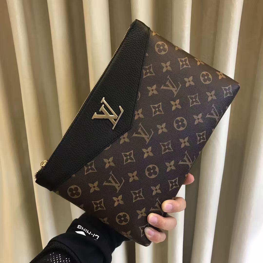 Lv Men's Clutch Bag - Image 3