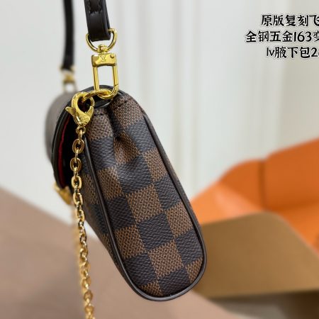 LV Underarm Bag - Image 3