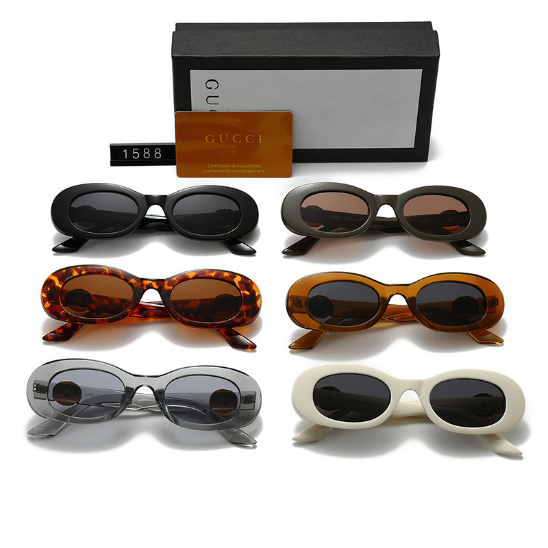 Gucci Fashionable Sunglasses - Image 1