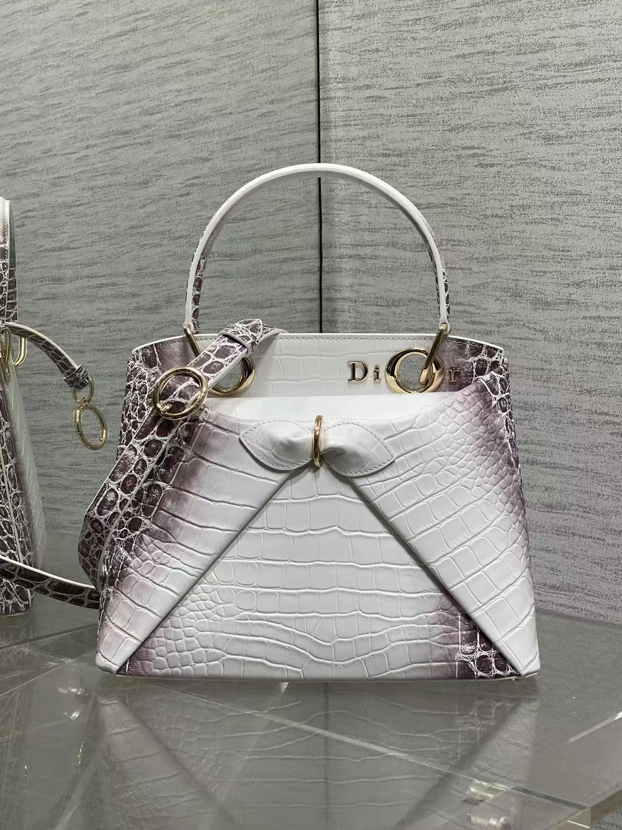 Dior 2026 Newest Bow Handbag - Image 1