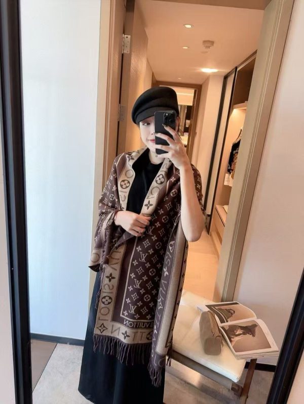 LV Reykjavik Scarf