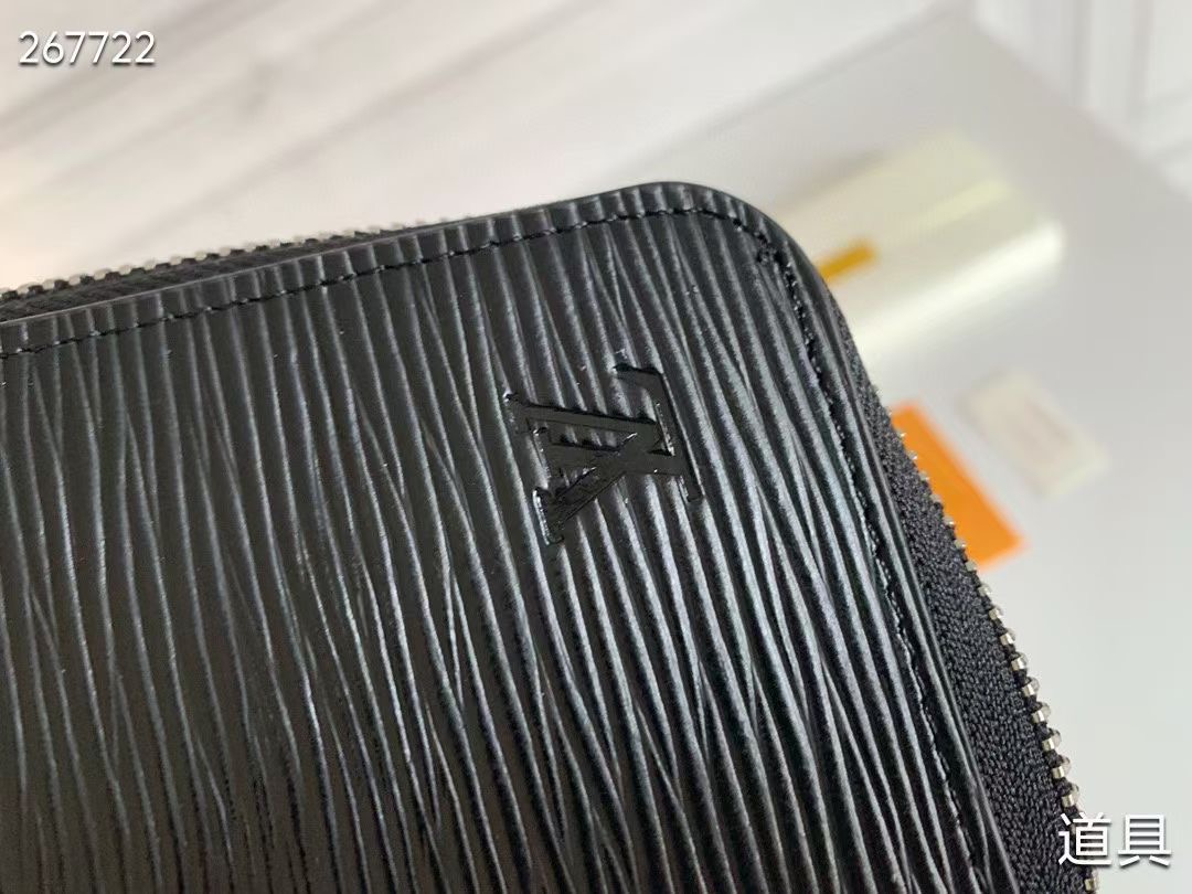 LV Zipper Wallet - Image 8