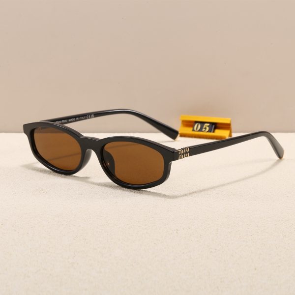 Miu Miu Fashionable Sunglasses