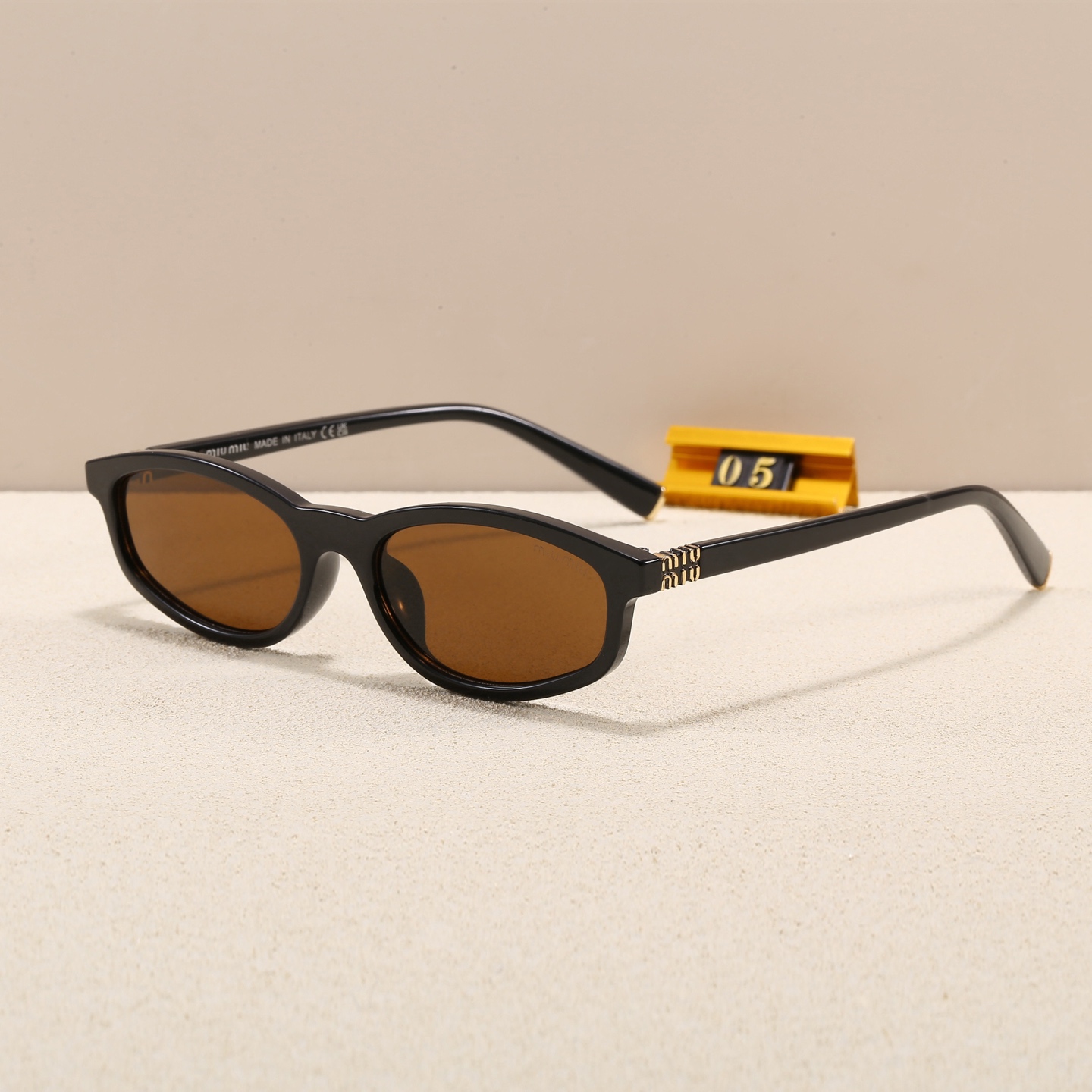 Miu Miu Fashionable Sunglasses - Image 5