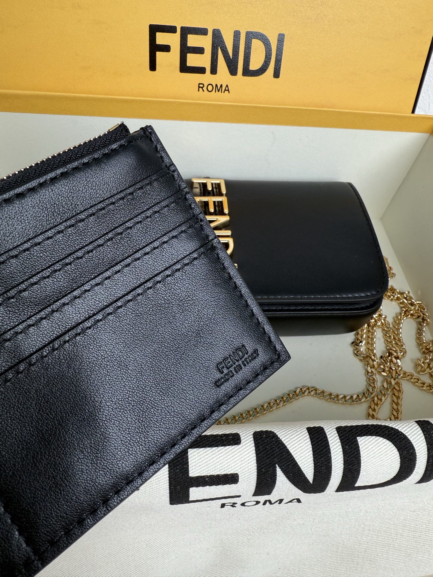 Fendi Fendigraphy Messenger bag 10A - Image 7