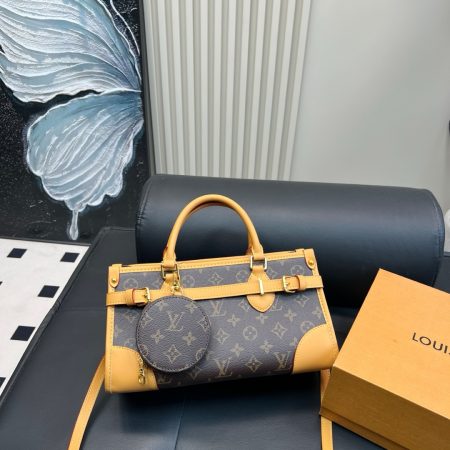 LV Umbrella Bag Shoulder Bag - Image 3