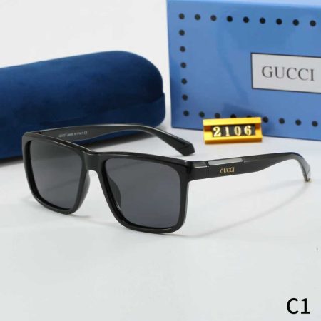 Gucci Fashionable Sunglasses - Image 4