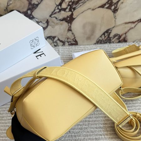 LOEWE Puzzle Edge Bag - Image 4