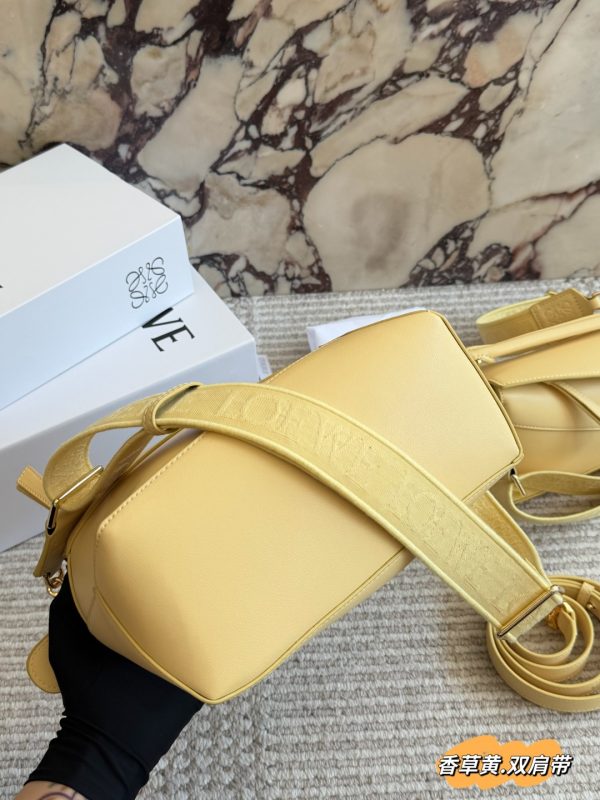 LOEWE Puzzle Edge Bag