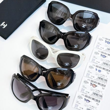 Chanel Fashionable Sunglasses - Image 1