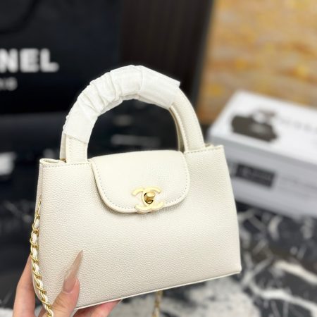 Chanel Kelly Mini Handbag - Image 6