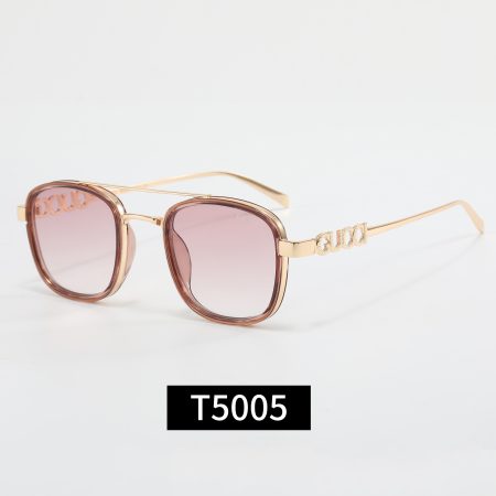 Gucci Fashionable Sunglasses - Image 5
