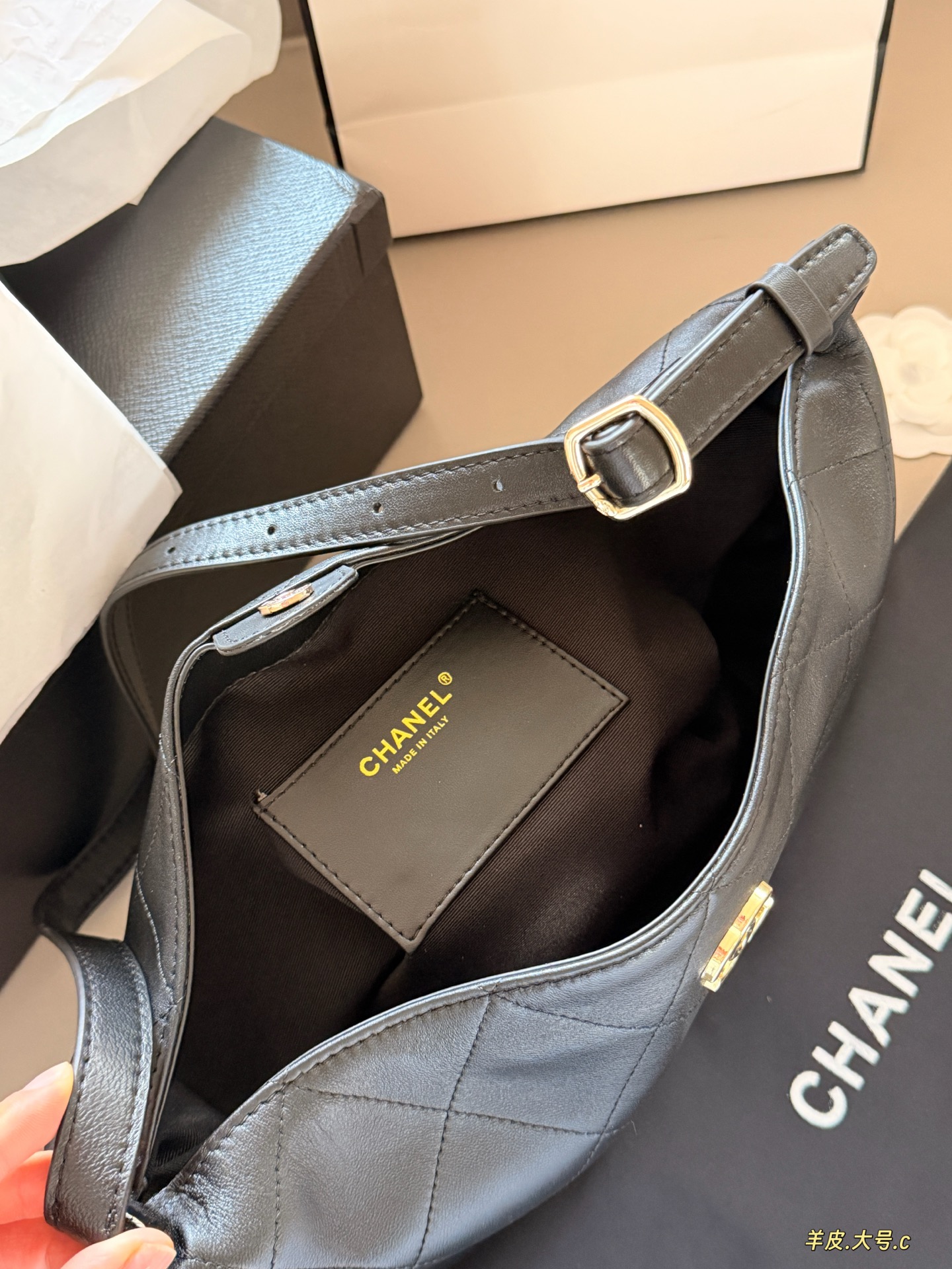 Chanel Hobo Bag - Image 8
