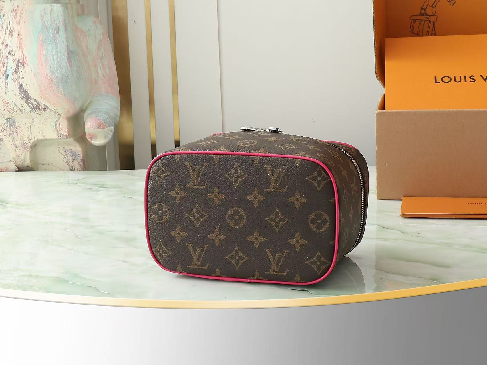 LV Nice Vanity Bag - Image 4