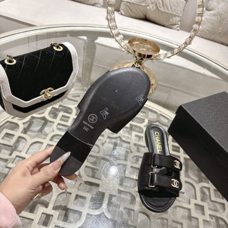CHANEL CC Spring Flat Sandals - Image 15
