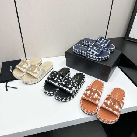 Chanel Women's CC Slide Sandals
