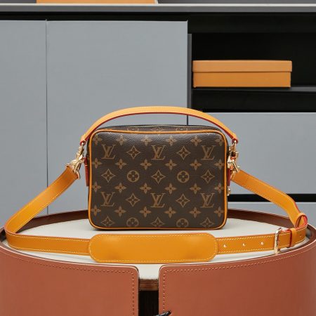 LV Monogram Nil, Luxury, Bags & Wallets on Carousell - Image 4