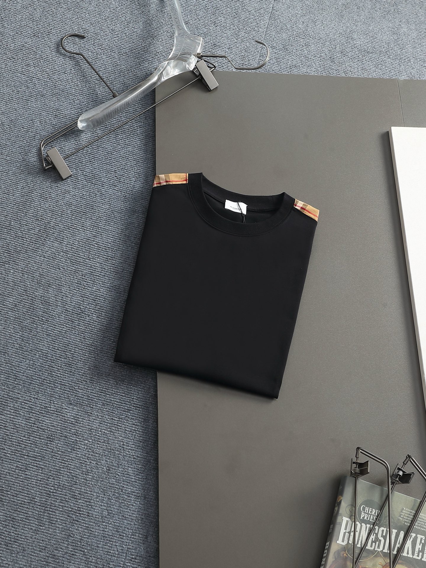 Burberry T-Shirt - Image 3