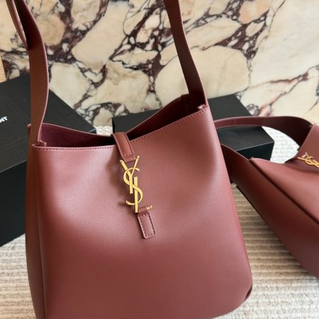 Saint Laurent Le 5 à 7 hobo Bag - Image 8