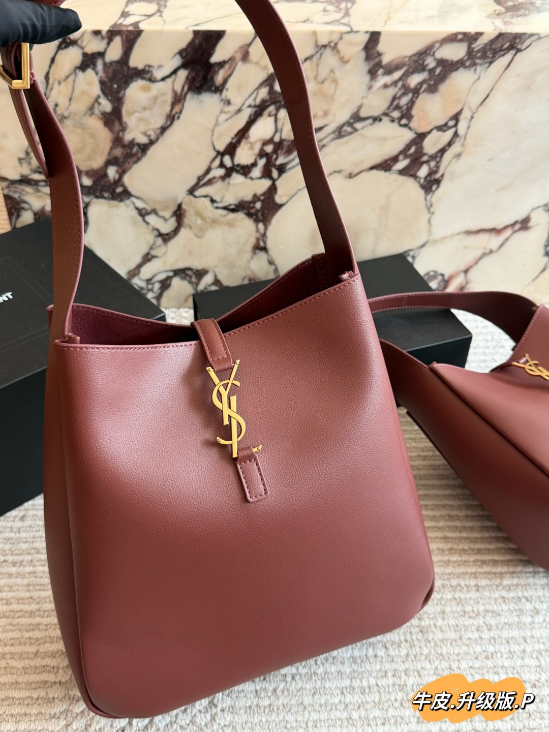 Saint Laurent Le 5 à 7 hobo Bag - Image 8