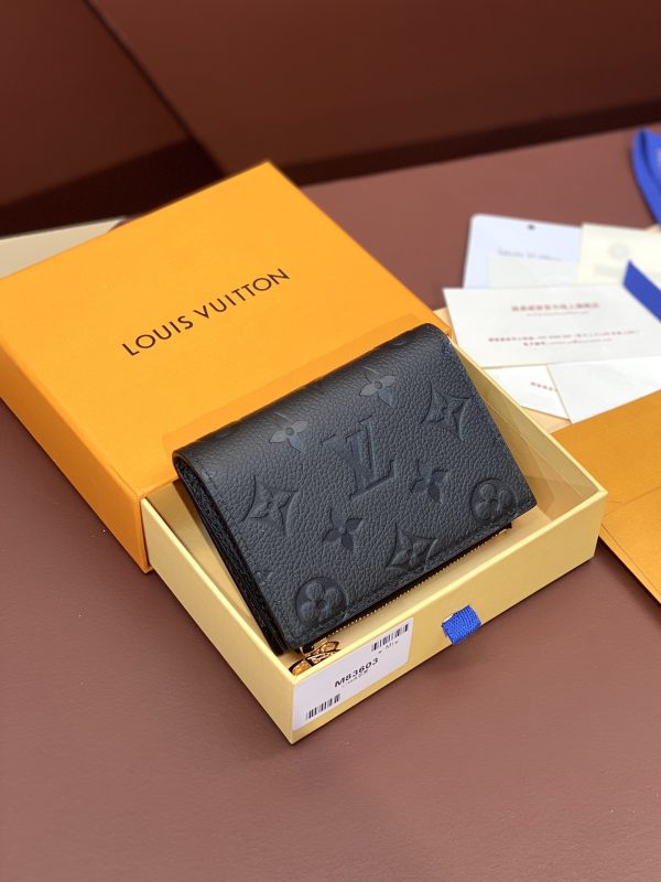 LV Lisa Wallet