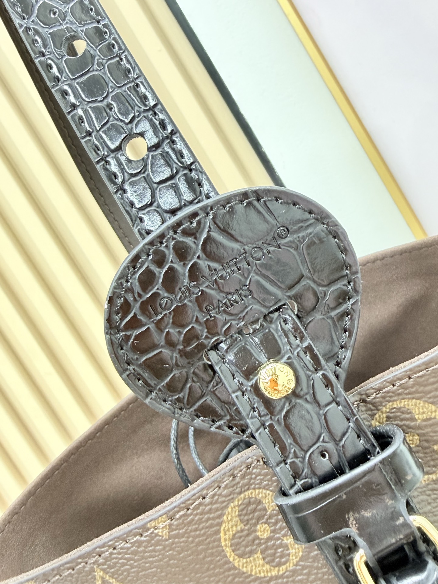 LV Allin BB Bag - Image 4