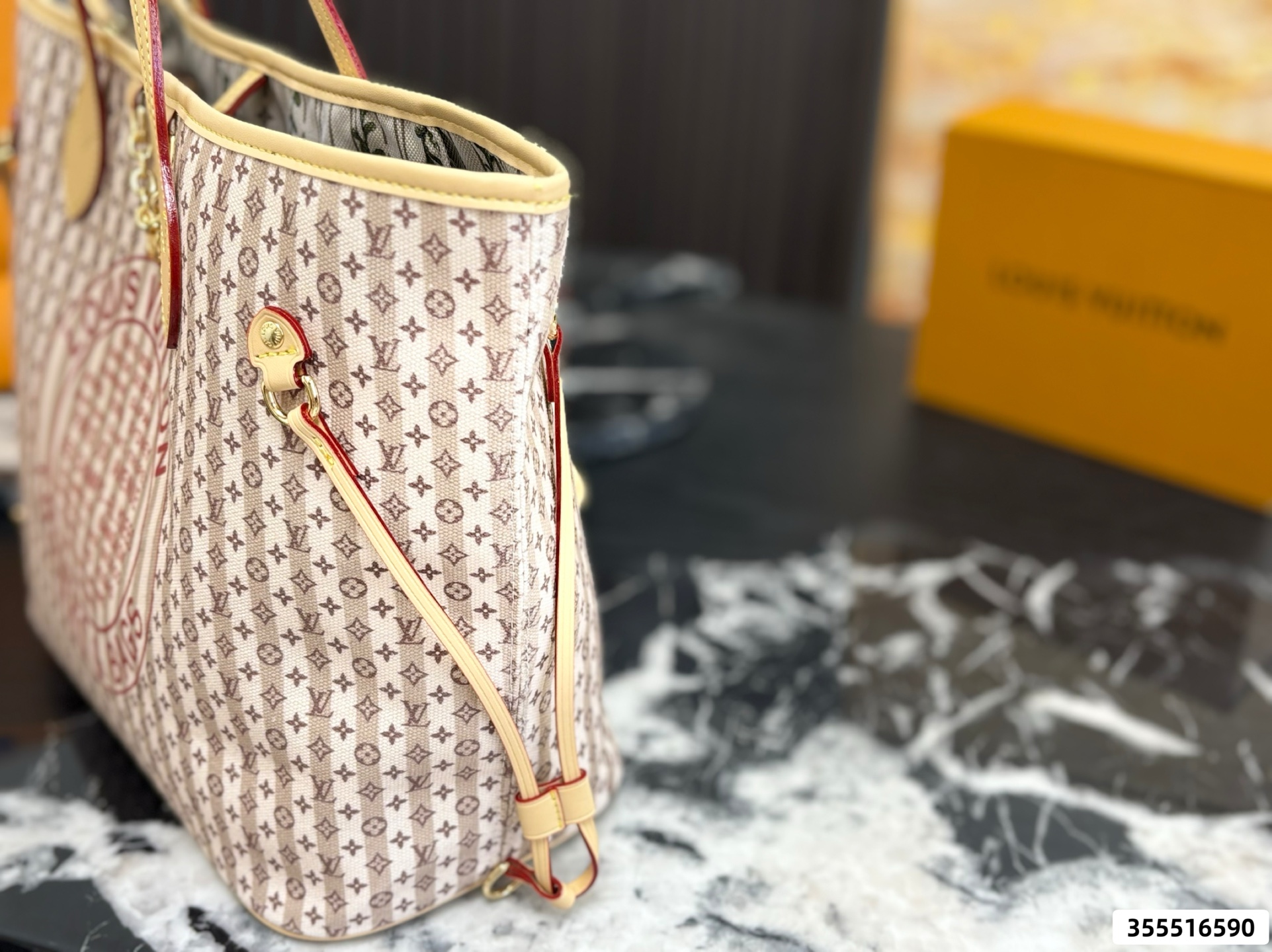 LV Neverfull Tote Bag - Image 9