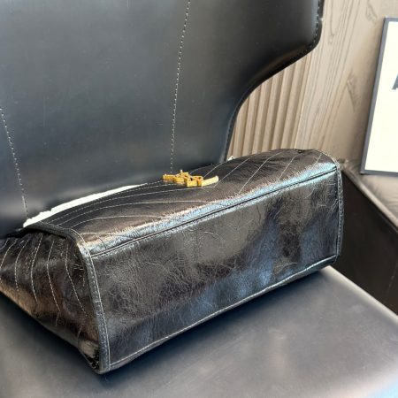 Saint Laurent NIKI Shopping In Vintage Leather - Image 9