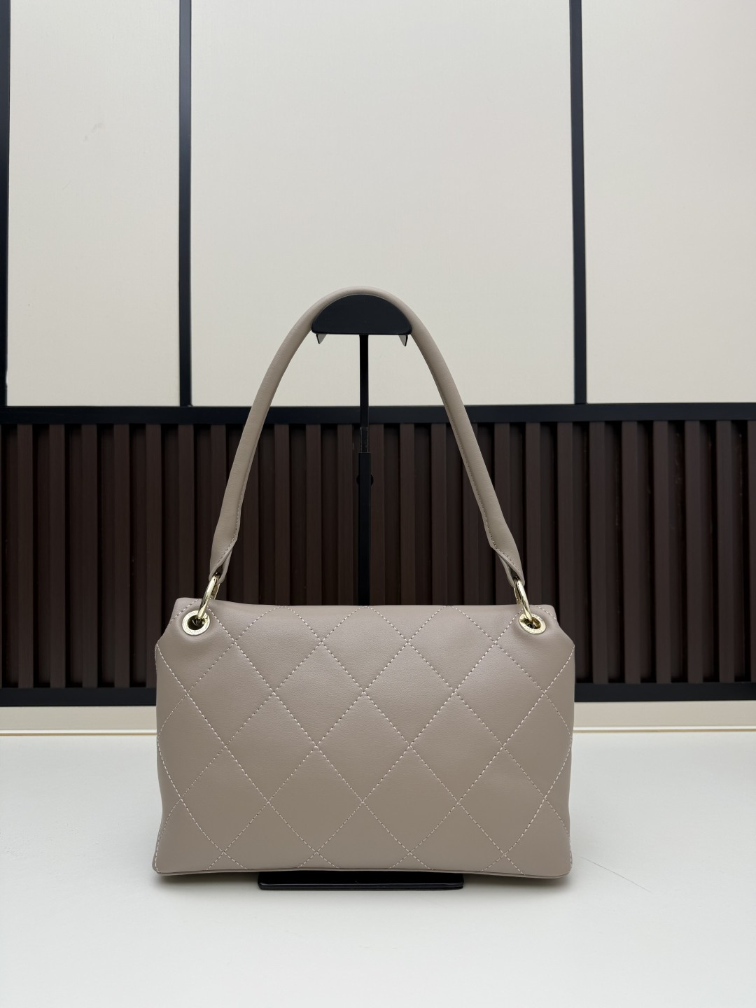 Chanel Large Flap Bag - Image 2