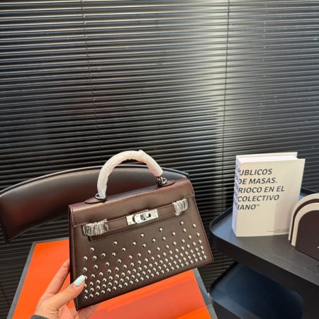 Hermès Mini Kelly 2nd Generation Black and Silver Handbag - Image 3
