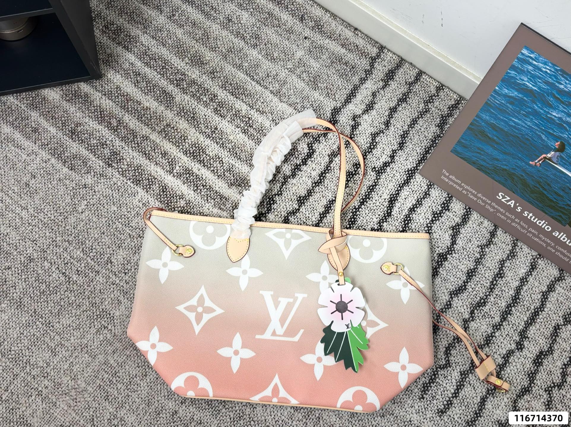 LV Neverfull Bag - Image 2