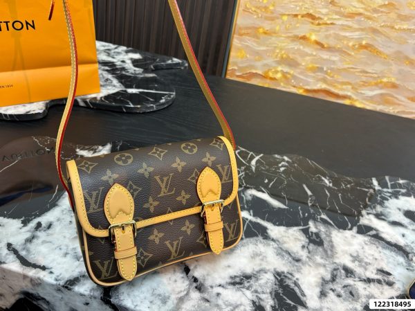 LV Satchel Wearable Wallet Bags