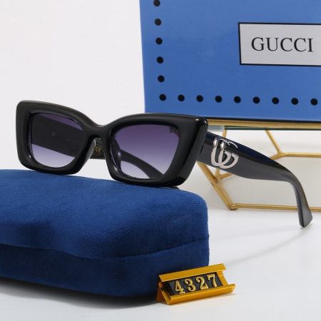 Gucci Fashionable Sunglasses - Image 7