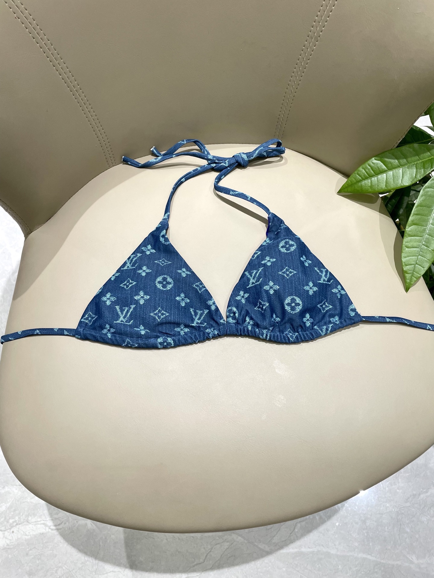 LV Two-Piece Swimsuit Swimwear - Image 7