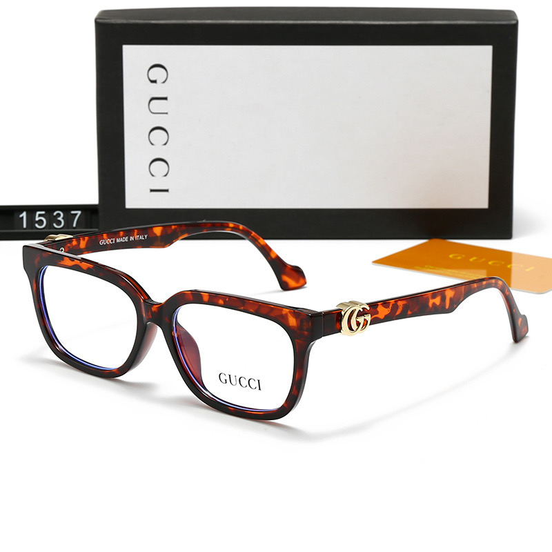 Gucci Fashionable Sunglasses - Image 2