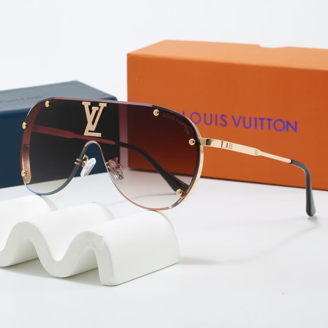 LV Fashionable Sunglasses - Image 8