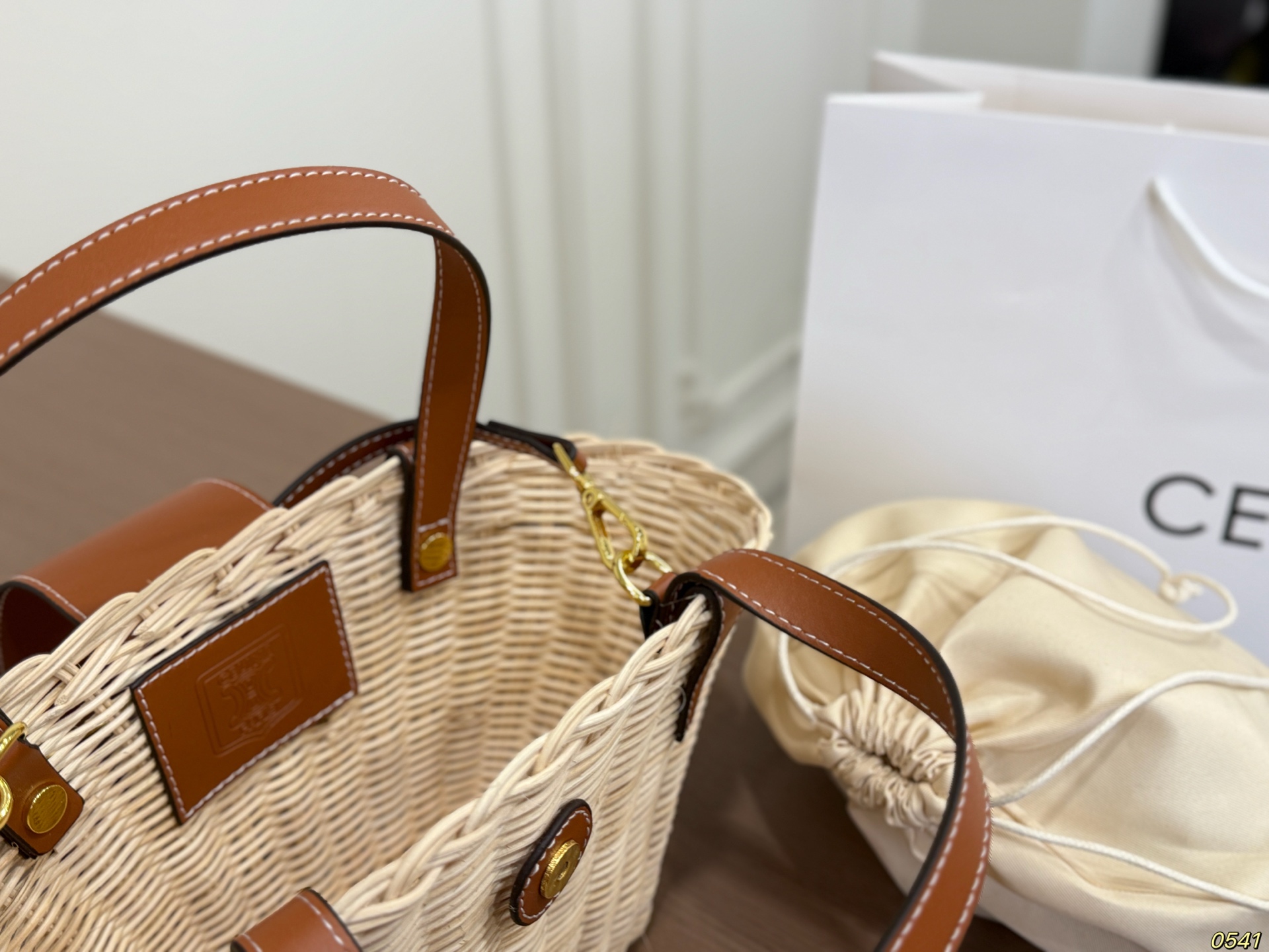 Céline Woven Bag - Image 3