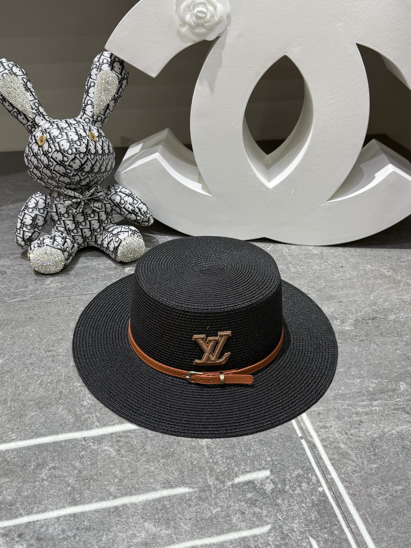 LV Flat-Top Straw Ha - Image 2