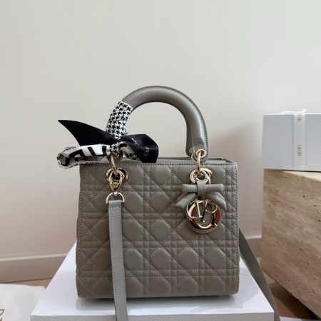 Dior Medium Lady Dior My ABC Dior Bag with bow - Image 3