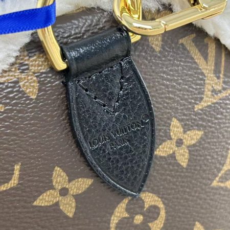 LV Speedy Soft Teddy 30 Bag - Image 8