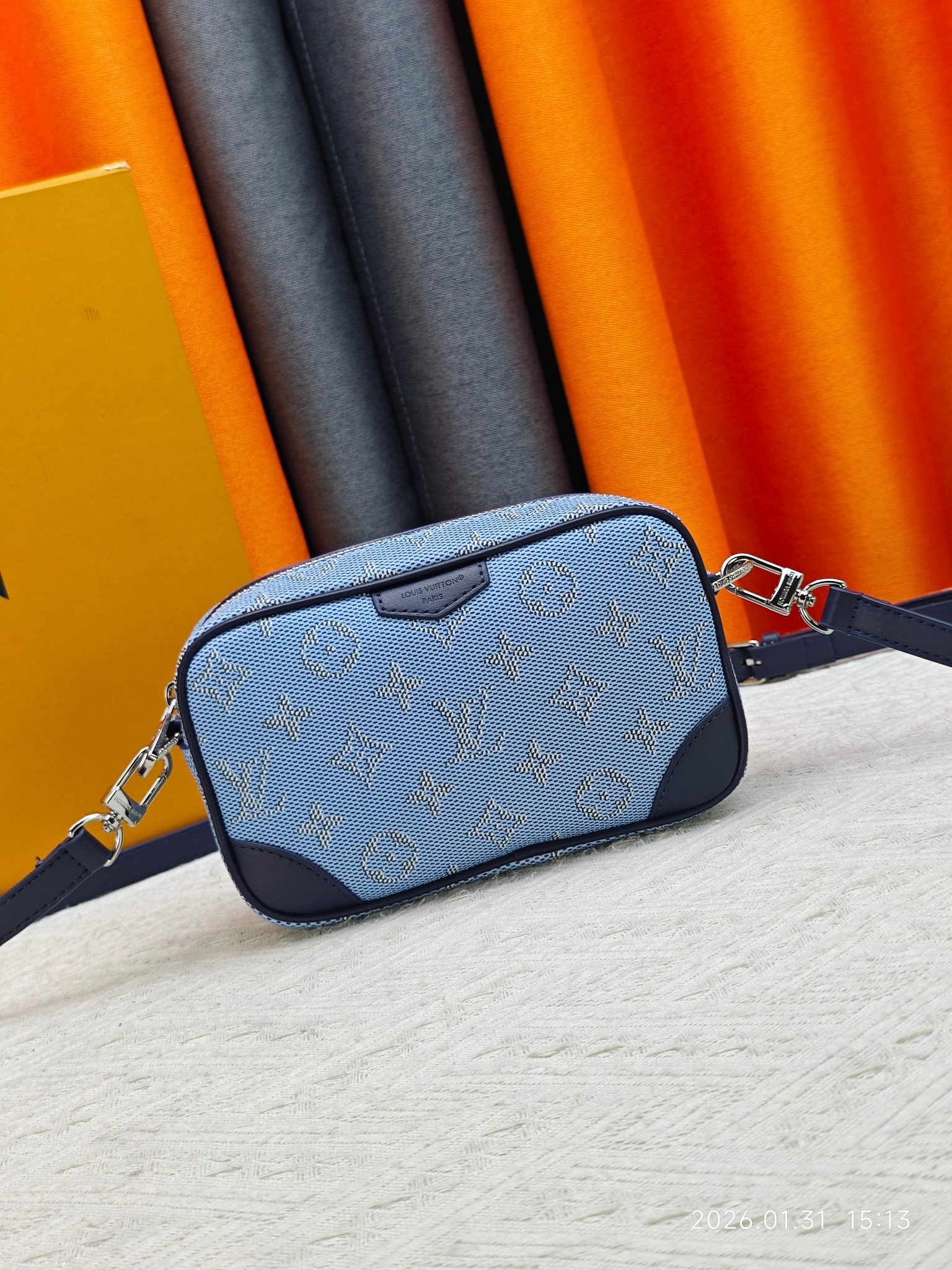 LV  Trocadero Mini Bag - Image 8
