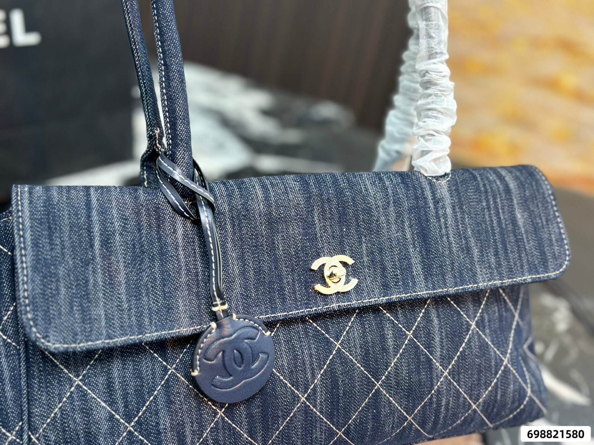 Chanel 26S Denim Baguette Bag - Image 8