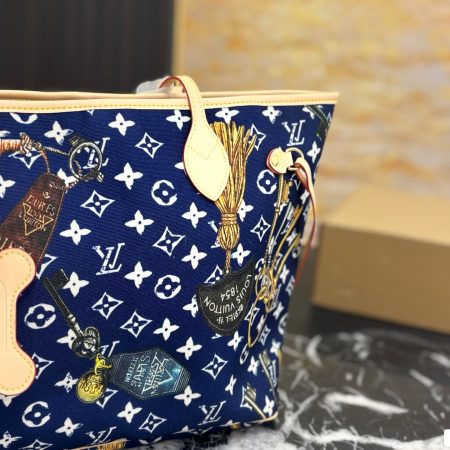 LV Neverfull Tote Bag - Image 4