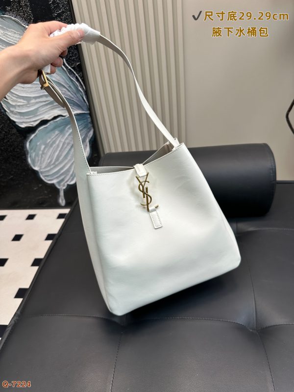 YSL Le 5 à 7 Shoulder Bag