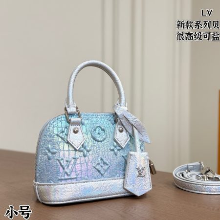 LV's New Shell Bag - Image 4