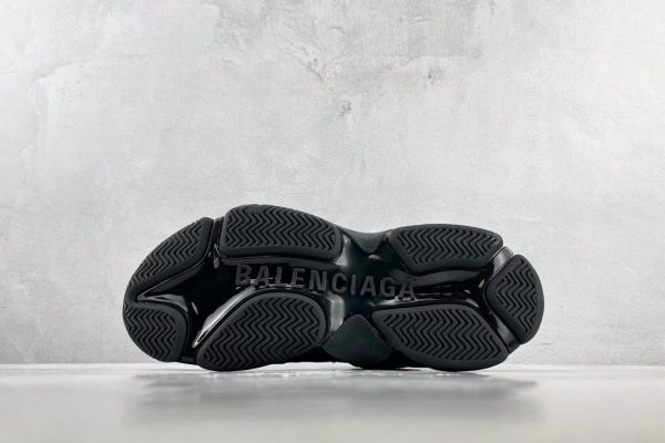 Balenciaga Triple S Clear Sole Sneakers Black Mirror Version 10A