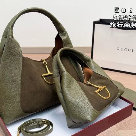 Gucci's New Tote Bag - Image 6