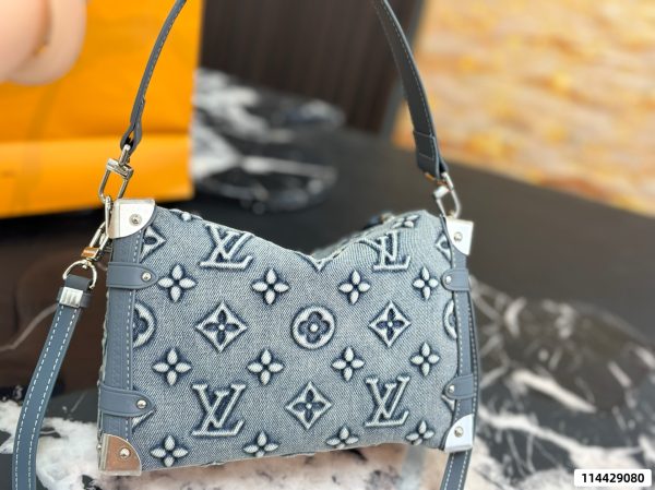 LV's New Trunk Bag