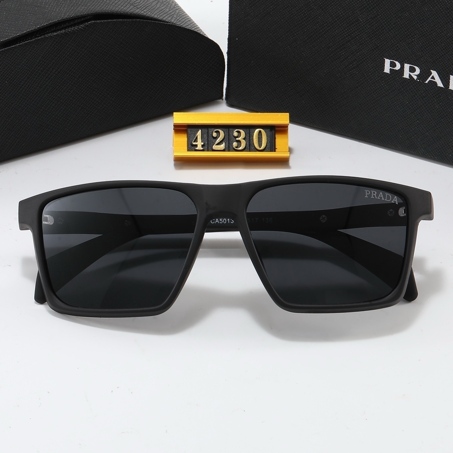Prada Fashionable Sunglasses - Image 6